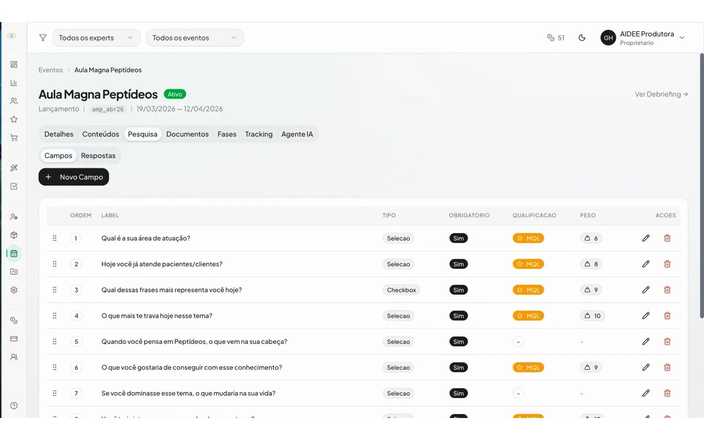 Crie sua pesquisa, cole um HTML e pronto.